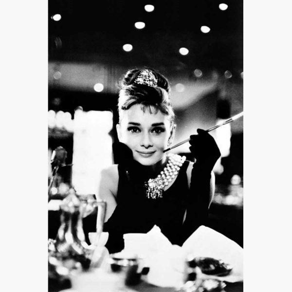 Κινηματογραφικές Αφίσες - Audrey Hepburn (Breakfast at Tiffany's B&W)
